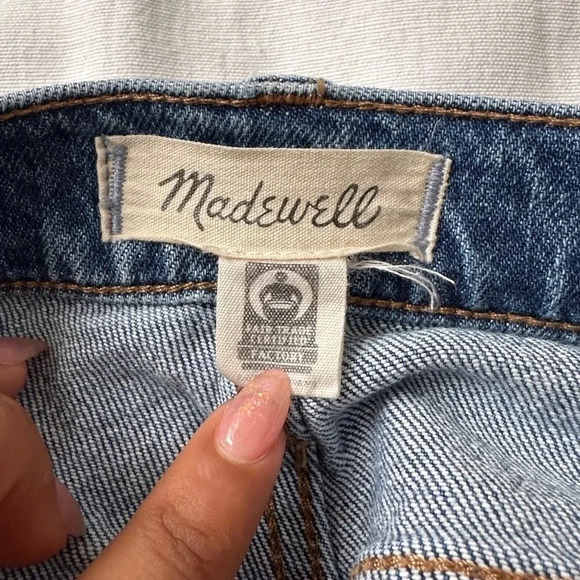 Madewell the Perfect Vintage Jean in size 27 Straight leg lighter Wash - Picture 7 of 9